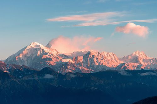 aerial photography of mountain ranges during daytime